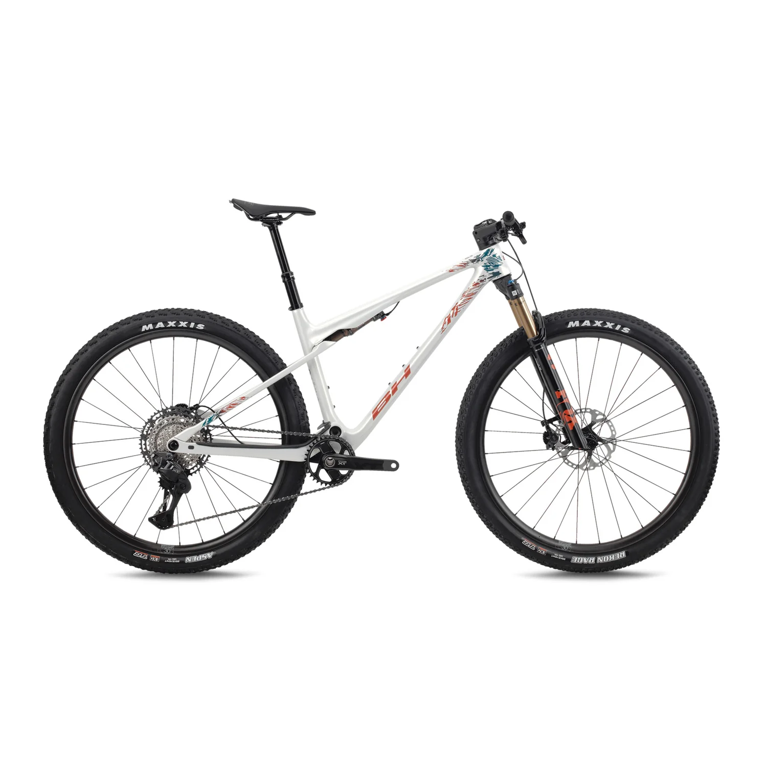 Bicicleta MTB doble suspensión BH Lynx SLS 8.0 sobre fondo blanco